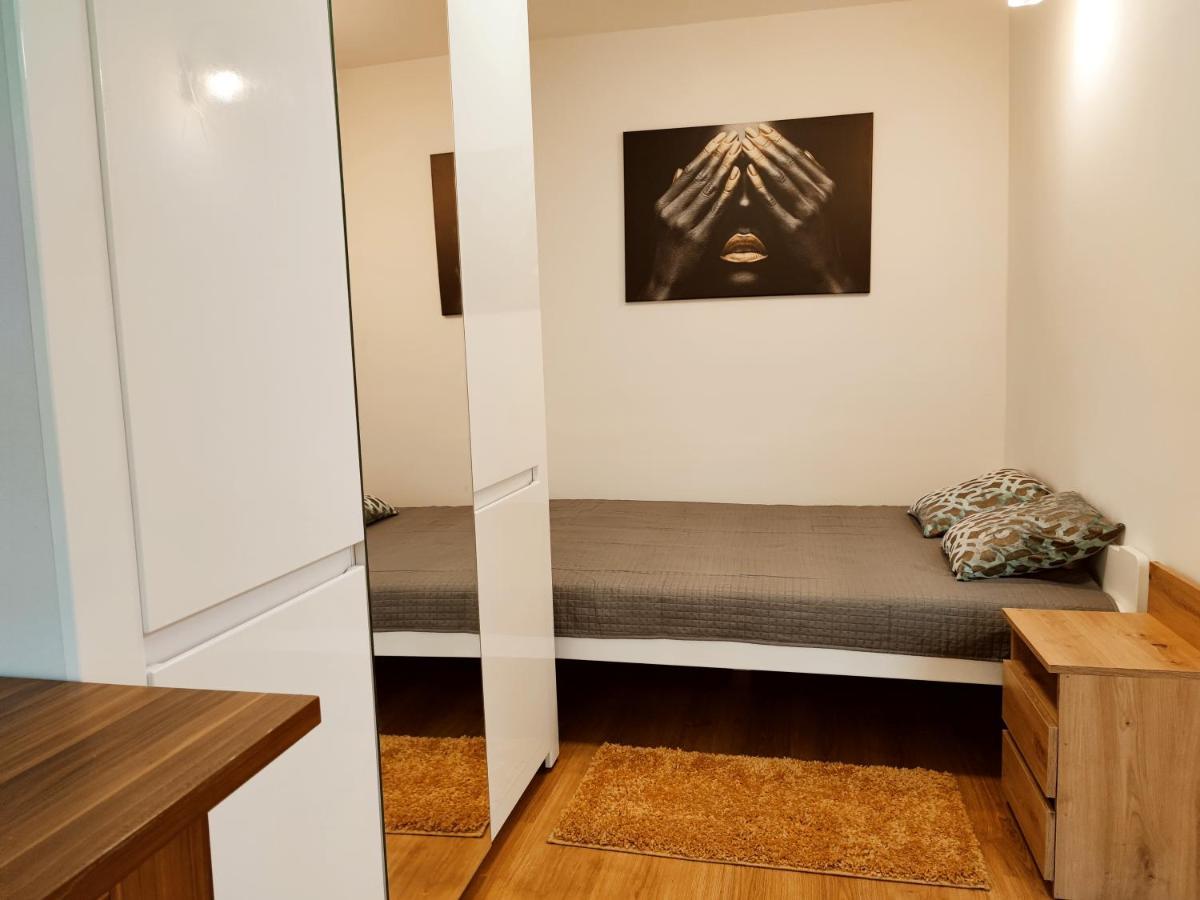 Zwierzyniecka Apartamenty Luna Bialystok Bagian luar foto